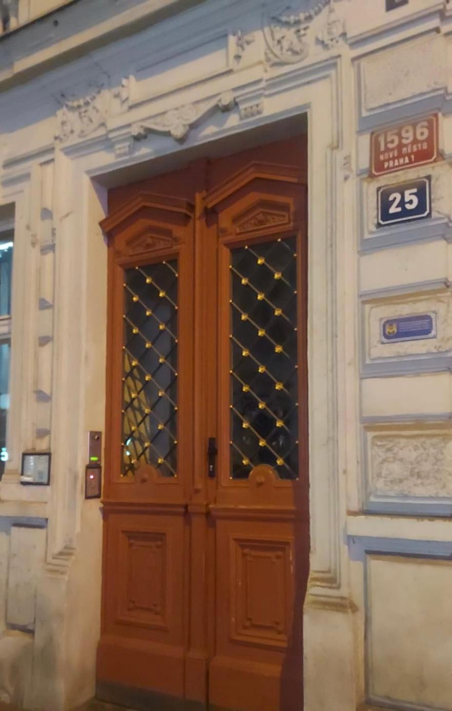Apartment Moon Prague Exterior photo